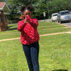 Meet your Posher, Molly